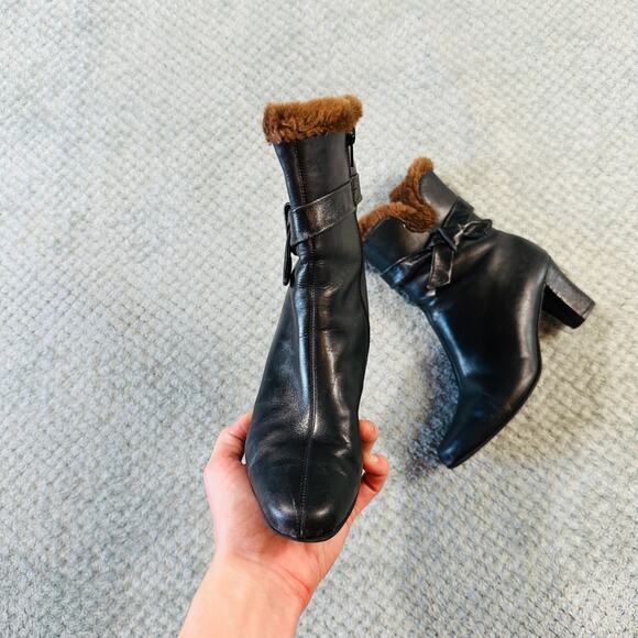 Vintage Y2K Black Leather Bow Faux Fur Lined Pointed Toe Ankle Boots 7 - Picture 3 of 6